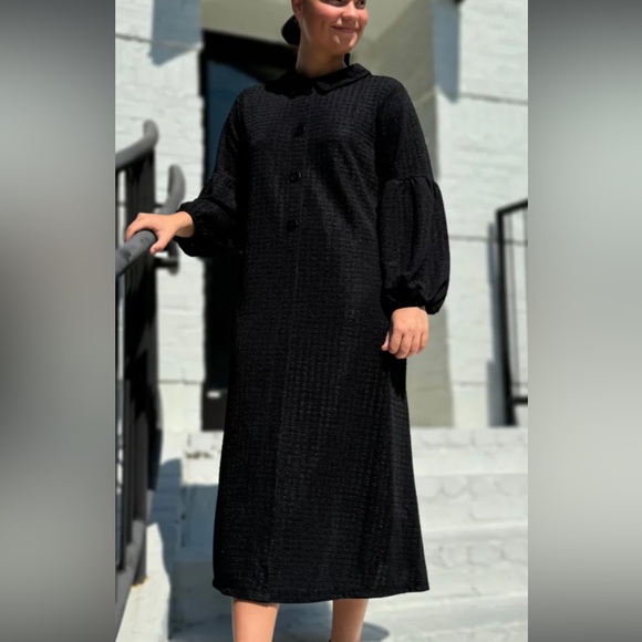 Trade 🖤Mallory Black Button-Up Dress🖤 - Picture 2 of 3